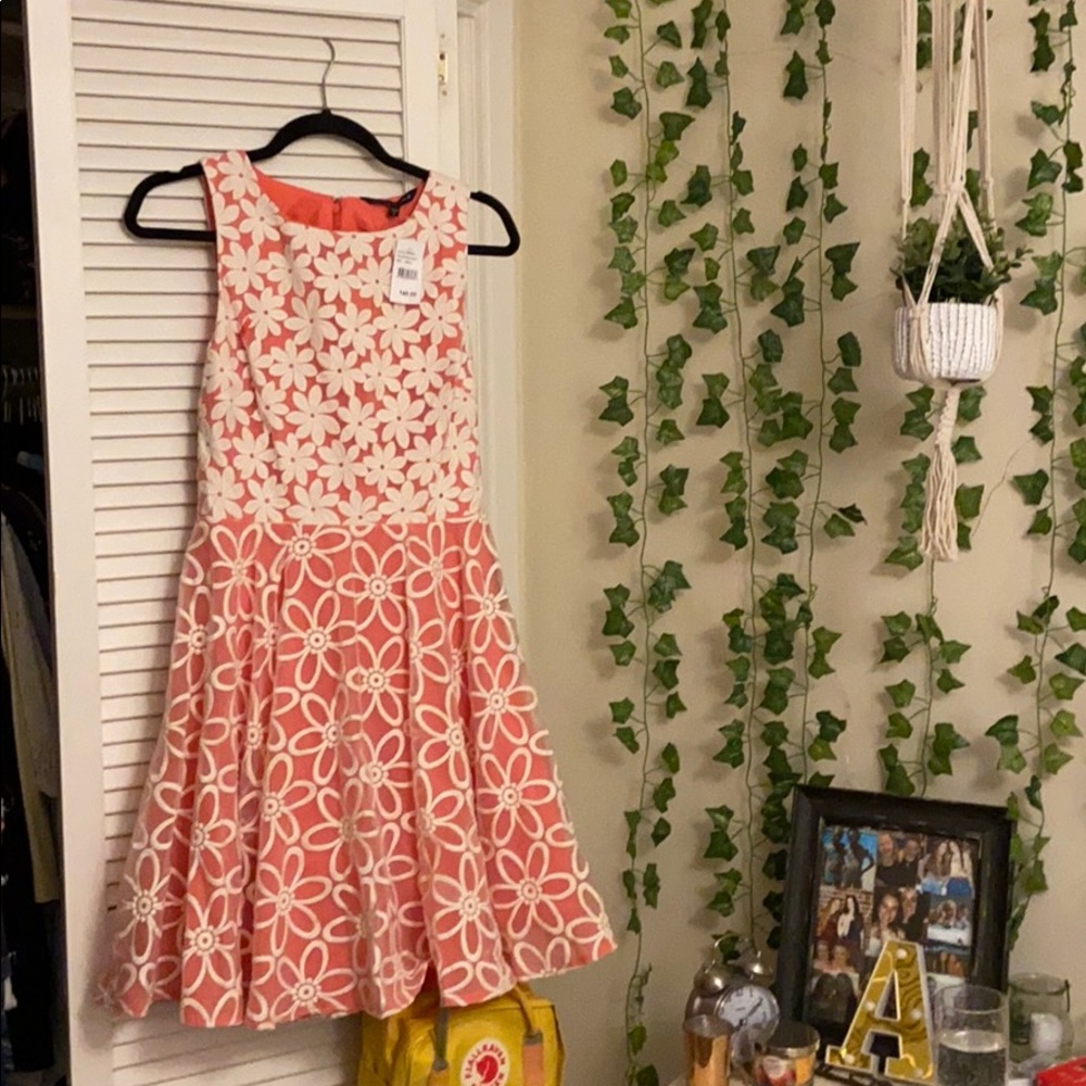 Kaya & Sloane NWT Pink Floral Dress